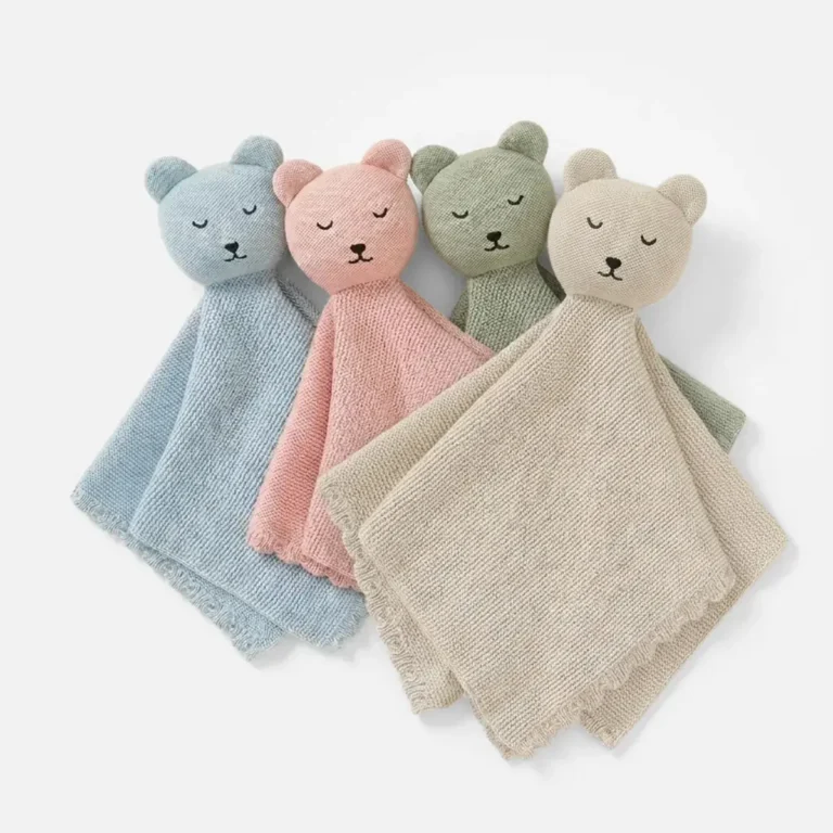 Doudou in maglia di cotone per neonato nei quattro colori disponibili