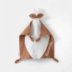 Doudou volpe in mussola di cotone marrone nocciola con nome personalizzato